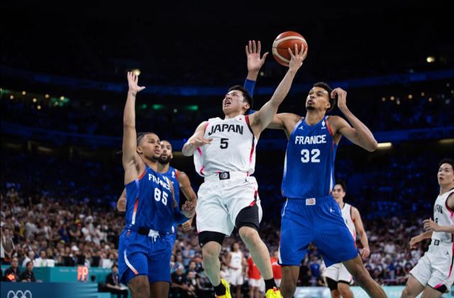 1722362928667017615.png 当《灌篮高手》照进现实 中国男篮已被日本甩在身后