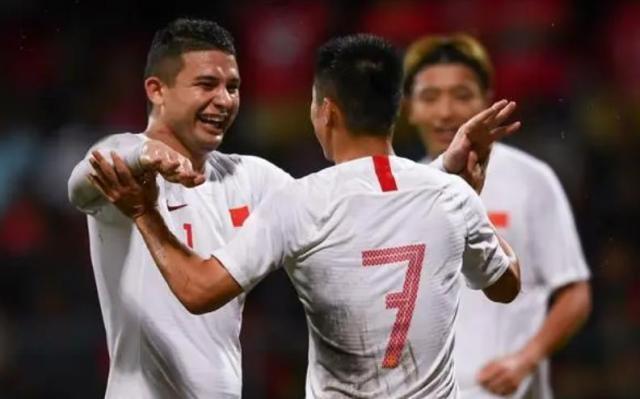 华体会-武磊追击双料金靴：隔空PK艾克森 同场对决绿城2将