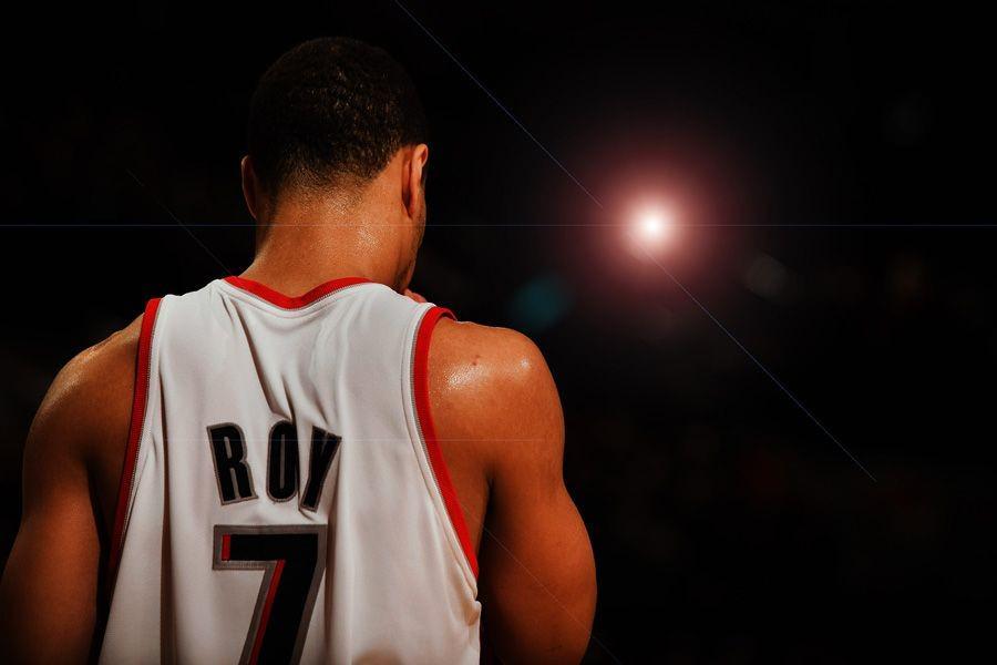华体会体育直播-生涯场均18+4+4，科比认可的接班人 只打了6年NBA 开拓者永远的痛